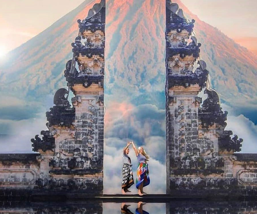 bali adventure tour, lempuyang gate heaven